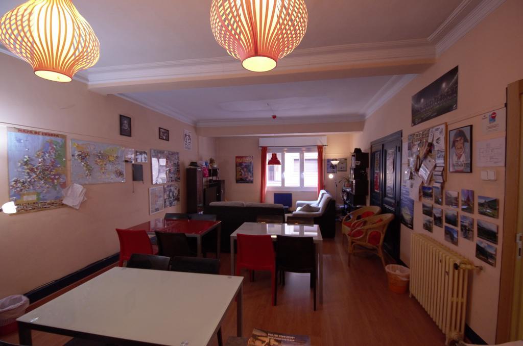 Hostel Hemingway Pamplona Eksteriør billede